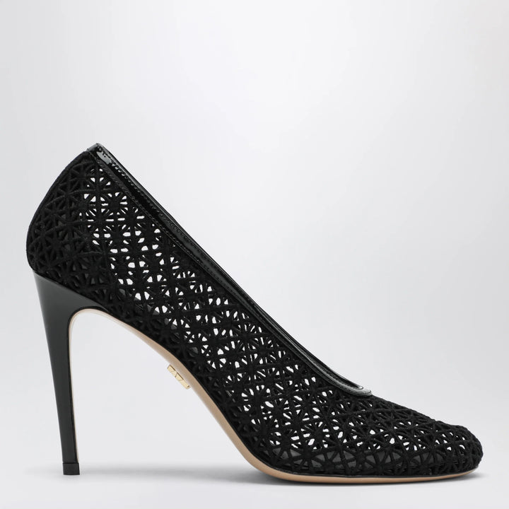 Ferragamo - Black macramé pump