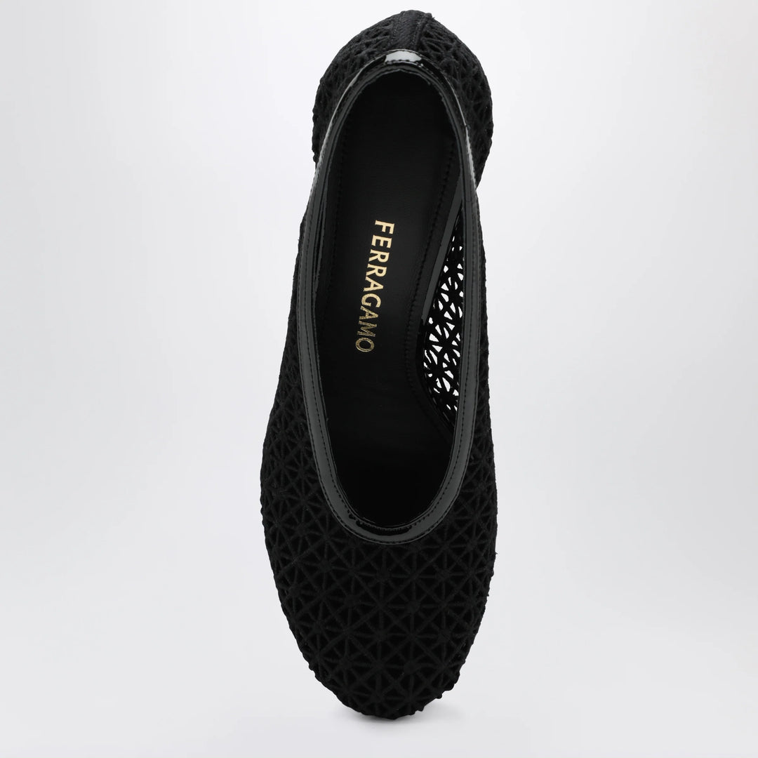 Ferragamo - Black macramé pump