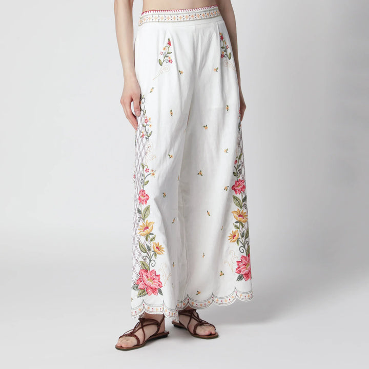 FARM Rio - Linen-blend trousers with floral embroidery Brand Apparel &amp; Accessories > Clothing > Pants XS
