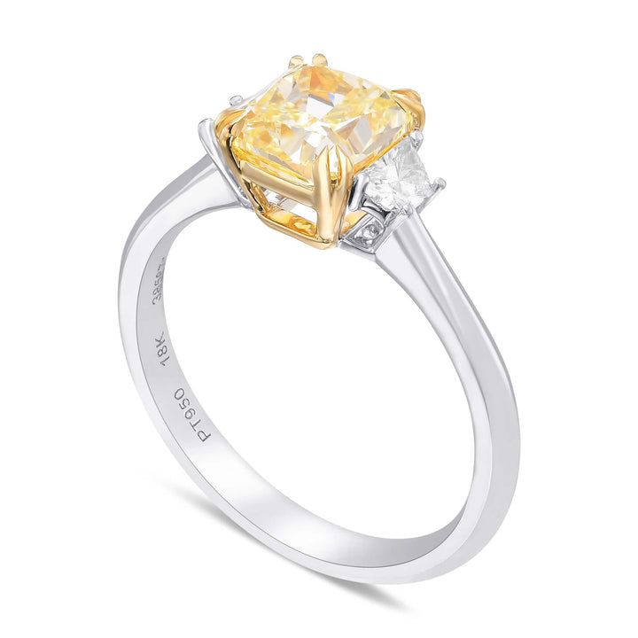 LEIBISH 1.50ct Fancy Yellow Cushion Three-Stone Diamond Ring Brand Ring