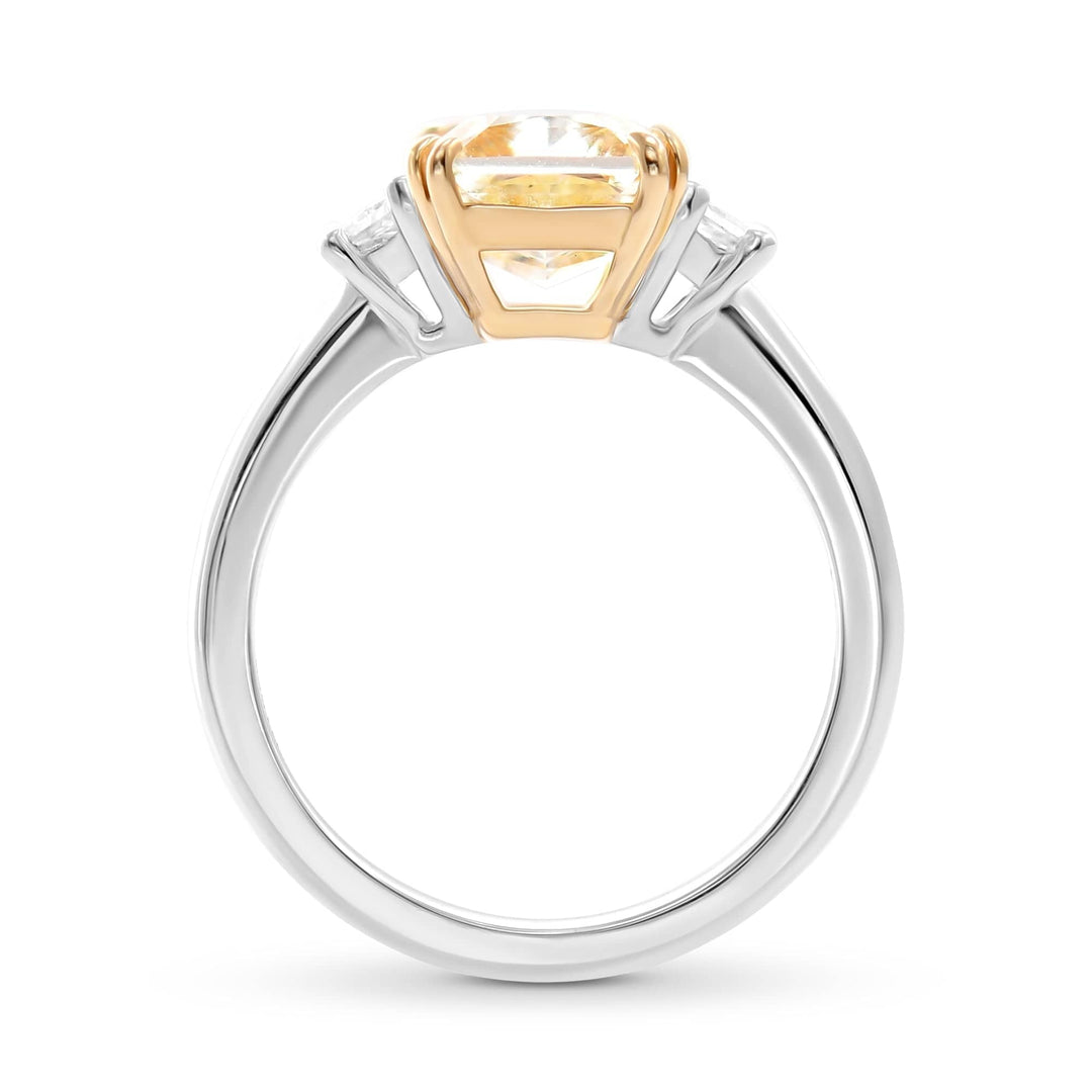 LEIBISH 3.18ct Light Yellow Radiant Three-Stone Diamond Ring Brand Ring