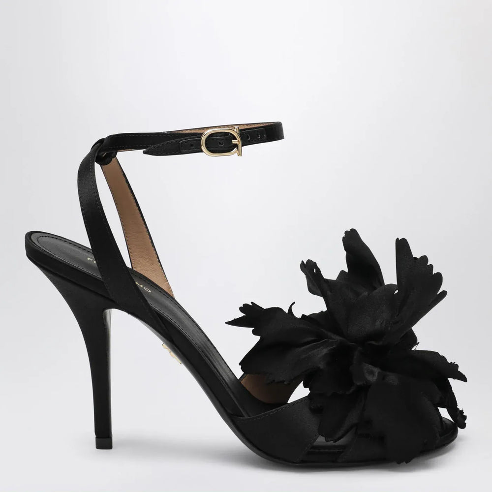 Ferragamo - Black satin flower sandals Brand Sandals 5,5 US